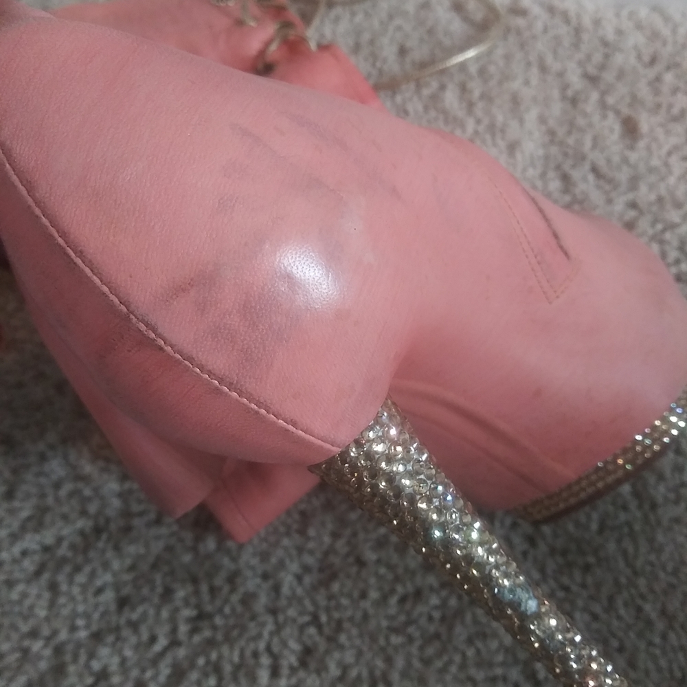 Absolutely Gorgeous Pink Leather Stilet - image 6